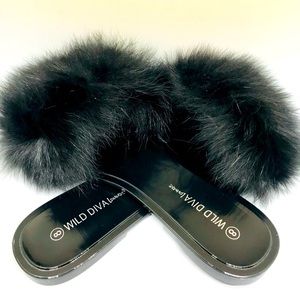 Fashion Nova Sandals blk size 8